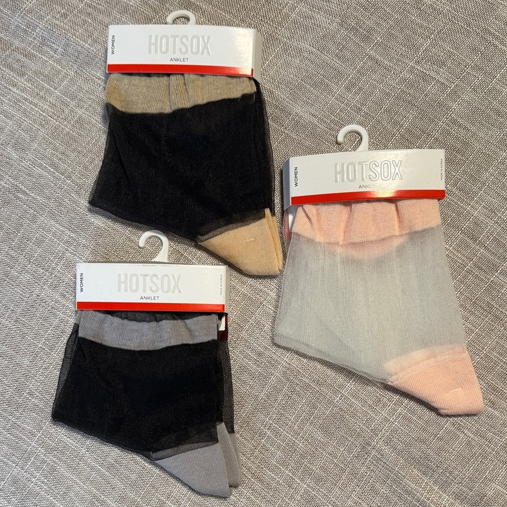 HotSox Women's Sheer Anklet Ankle Socks 3 Pair Size 9-11 NWT